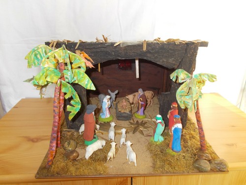 Ancien grande crèche - ancien,